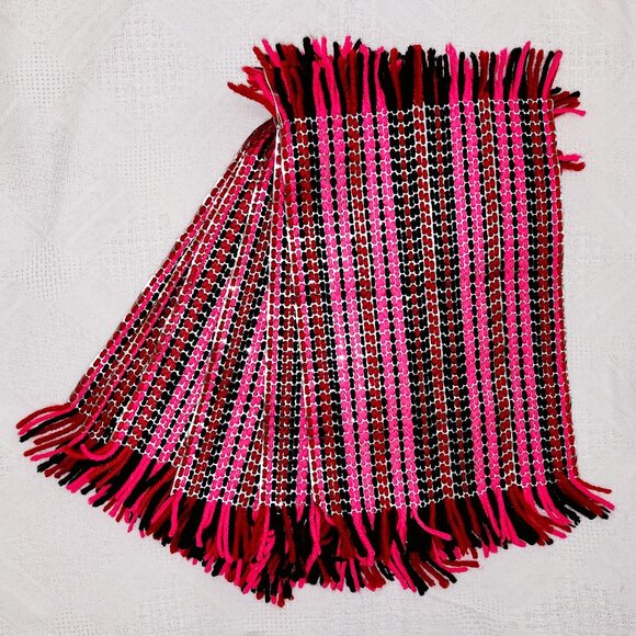 Set of 6 Vibrant Coloured Placemats With Fringe Border - Picture 2 of 5